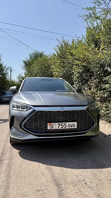geely e5: BYD Song Plus: 2021 г., 1.5 л, Гибрид, Кроссовер — 1