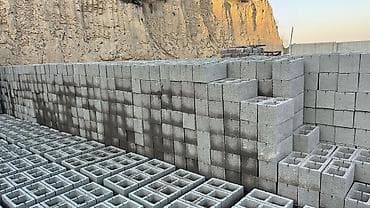 Шлакоблоки строительные - Тип: пустотелые бетонные шлакоблоки (двух-