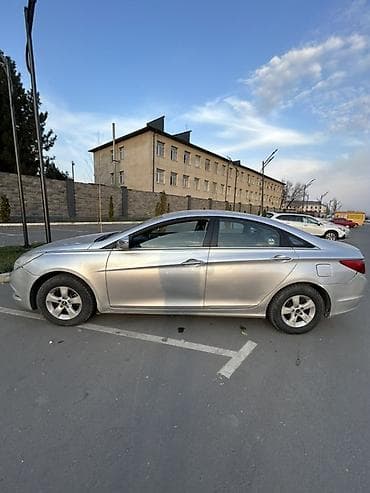 2014: Hyundai Sonata: 2014 г., 2 л, Автомат, Газ, Седан — 5
