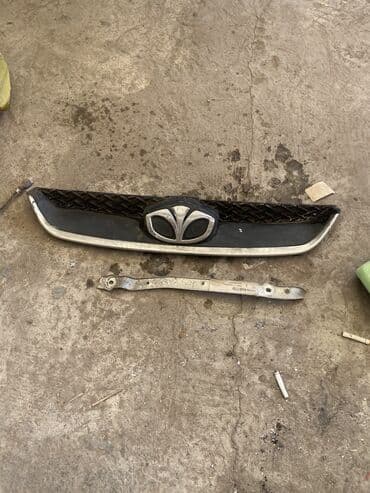 запчасти дэу нексия бу: Решетка радиатора Daewoo Б/у, Оригинал — 1