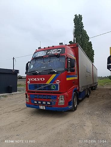 Тягач, Volvo, 2004 г., Тентованный