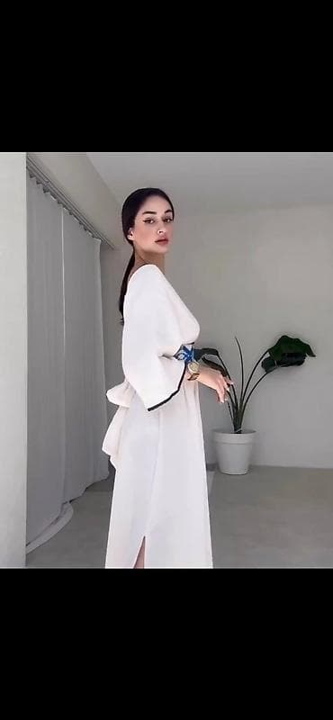 Жеке буюмдар: Кече көйнөгү, Орто модель, Жеңдери менен, Далысы ачык, M — 3
