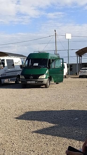 outback 2005: Mercedes-Benz Спринтер: 2001 г., Фургон — 7