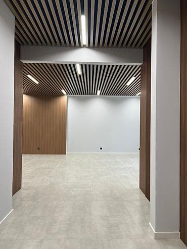 Кыймылсыз мүлк: Кеңселерди сатуу 80 м², Ремонту бар, Көп кабаттуу имарат, 1 кабат — 5
