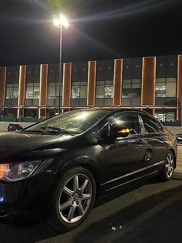 сивик 2006: Honda Civic: 2006 г., Автомат, Бензин, Седан — 2