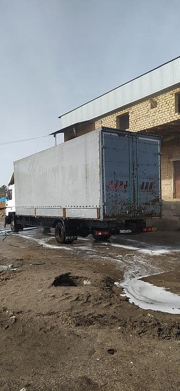 Продажа авто: MAN 12.232, колеса 19.5. Кузов 8 м, открывающийся борт. 8 ступка + — 1