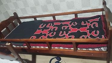 Двухъярусный кровать.сатылат таза жыгачтан .тепкичи бар.ширина 80