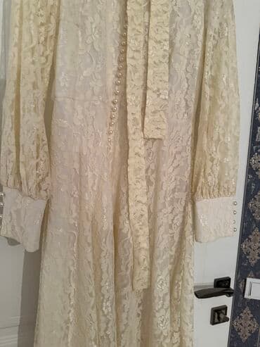 прокат карнавальных костюмов в бишкеке бишкек: Вечернее платье, Классическое, Короткая модель, С рукавами, M — 4