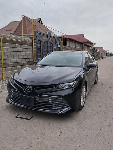 Toyota Camry: 2018 г., 2.5 л, Автомат, Бензин, Седан