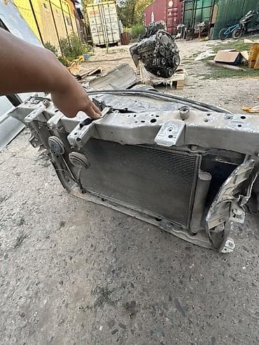Унаа: Кузовные Запчасти для Toyota Corolla 2008 года (кузов E140/E150 — 4