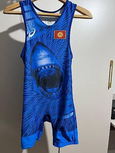 Спортивные сумки: Борцовский трико Asics с ярким принтом «акула» и флагом Кыргызстана на — 2