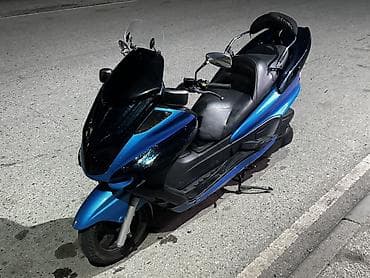 Макси-скутер Yamaha, 250 куб. см, Бензин, Б/у