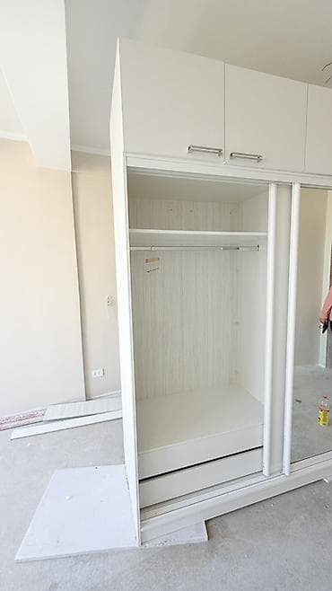 шкаф с зеркалом: Шкаф купе, С зеркалом, Другой материал — 3