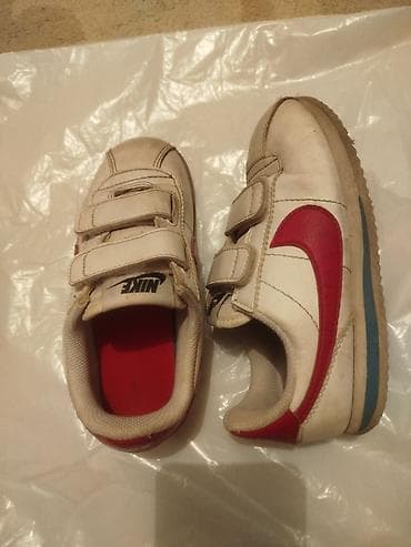 брендовая обувь: Детская обувь кроссовки. оригиналы Nike размер 17-18 см . 500 сом — 1