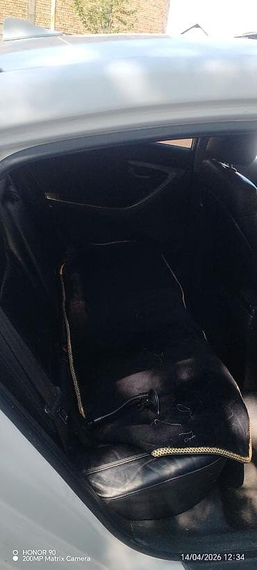 в рассрочку машины: Hyundai Avante: 2011 г., Автомат, Бензин, Седан — 6