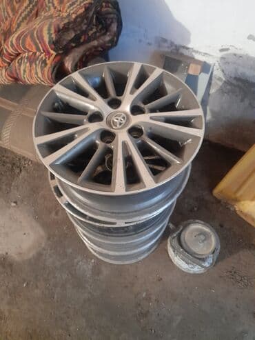 lx 470 блинчик: Литые Диски R 15 Toyota, Комплект — 2