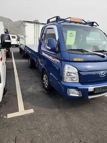 Транспорт: Жеңил жүк ташуучу унаа, Hyundai, Стандарт — 2