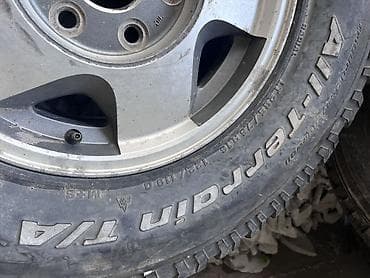 Шиналар 285 / R 20, Жай, Колдонулган, Комплект, Жол тандабастар (АТ/МТ), Кытай, Yokohama