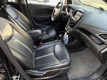 chevrolet spark 2017: Chevrolet Spark: 2020 г., 1 л, Вариатор, Бензин, Хэтчбэк — 7