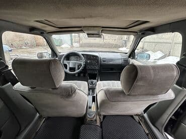 с вашей доплатой: Volkswagen Passat: 1990 г., 1.8 л, Механика, Бензин, Седан — 7