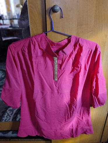 Туники новые размерный ряд 52 цена 200 с