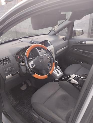 орел зафиро: Opel Zafira: 2008 г., 1.9 л, Автомат, Бензин, Минивэн — 4