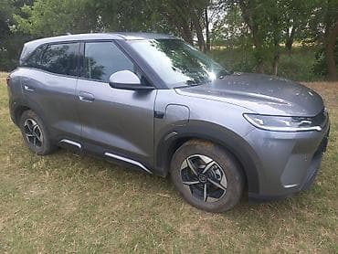 Унаа: BYD Yuan Up: 2025 г., Электромобиль, Кроссовер — 4