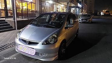 vw t4: Honda Jazz: 2002 г., 1.5 л, Механика, Бензин, Хэтчбэк — 2