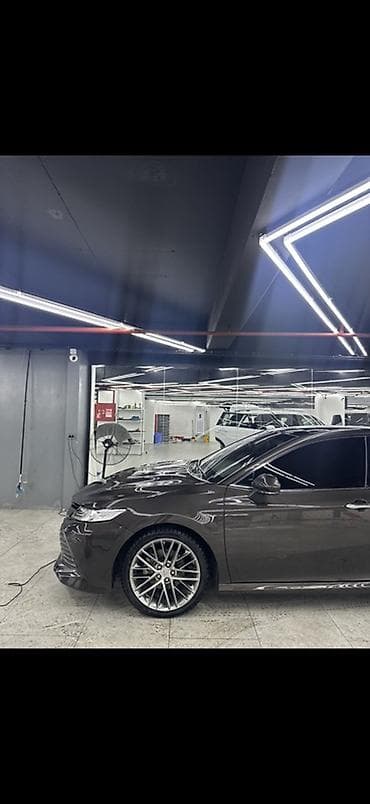Toyota: Toyota Camry: 2018 г., 2.5 л, Автомат, Бензин, Седан — 2