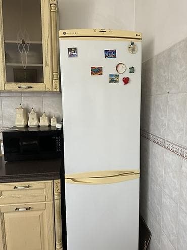 Холодильник LG, Двухкамерный, No frost, 60 *