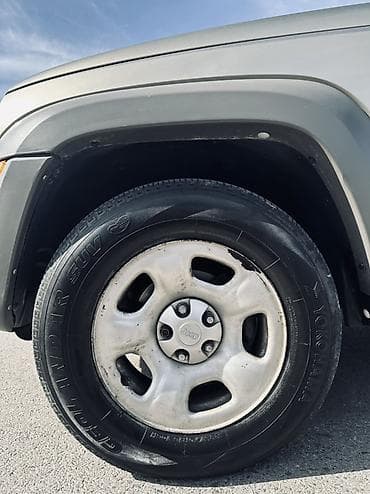 жыпы: Jeep Cherokee: 2006 г., 3.7 л, Автомат, Газ, Внедорожник — 8