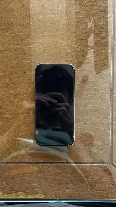 aiphone 15 pro: IPhone 14 Pro, Б/у, 128 ГБ, Белый, 80 % — 2