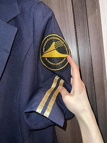 вечерные платя: Костюм был сшит на заказ из хорошего материала! Пиджак размер S Костюм — 6