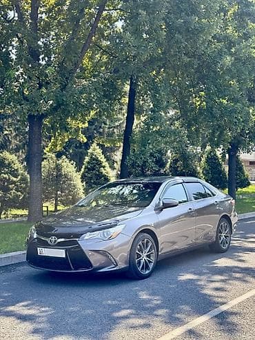 тае: Toyota Camry: 2015 г., 2.5 л, Автомат, Бензин, Седан — 2