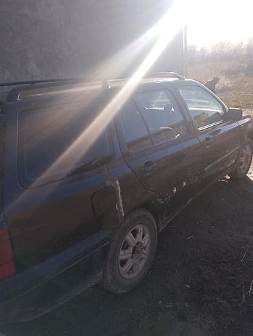 124 универсал: Volkswagen Golf: 1994 г., 1.8 л, Механика, Бензин, Универсал — 4