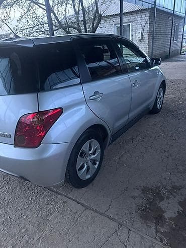 fit 2004: Toyota Ist: 2004 г., 1.5 л, Автомат, Бензин, Хэтчбэк — 3