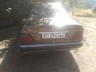 Mercedes-Benz E-Class: 1993 г., 2.2 л, Автомат — 6