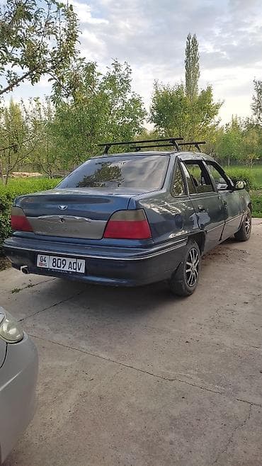 авто сатуу: Daewoo Nexia: 2004 г., 1.5 л, Кол менен иштөөчү, Бензин, Седан — 1