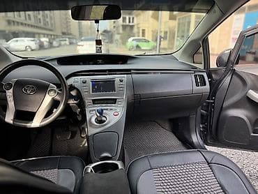 toyota prius ош: Toyota Prius: 2013 г., 1.8 л, Вариатор, Гибрид, Хэтчбэк — 9