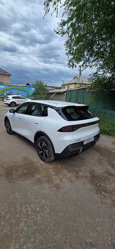 gac aion v: Changan Qiyuan Q05: 2026 г., 0.1 л, Автомат, Электромобиль, Кроссовер — 3