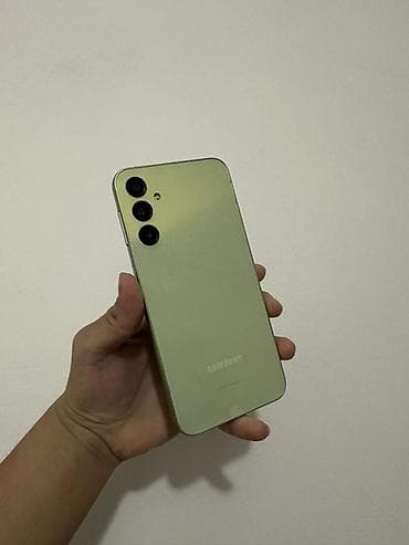 Apple iPhone: Samsung Galaxy A24 4G, Б/у, 128 ГБ, цвет - Зеленый, 2 SIM — 1