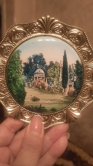 Другой декор и предметы интерьера: Набор декоративных настенных тарелок с видами классических парков и — 7