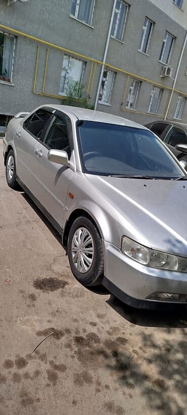 автомобиль для продажи: Honda Accord: 2000 г., 2 л, Автоматические, Бензин, Седан — 3