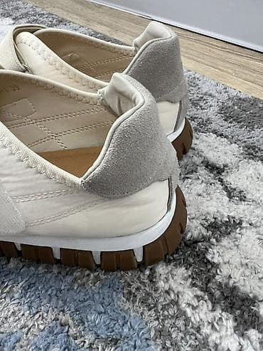 женские балетки р 39: НОВАЯ 

Женские кросс-балетки (мэри джейн) 

39 размер — 2