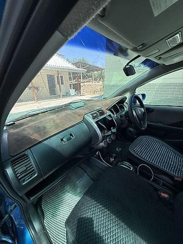 mersedes e class: Honda Fit: 2004 г., Автомат, Хэтчбэк — 2