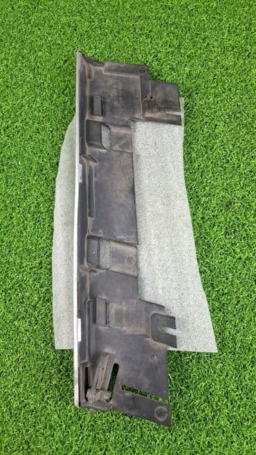 e38: Ресничек под фару (накладки под фару),снят с машины BMW E38 до — 2