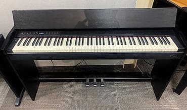 🔥 Абсолютно новый! 🔥 Цифровое пианино Roland F701 (черный, с пюпитром