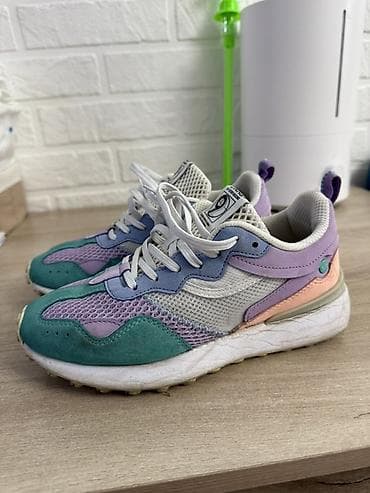 кеды 37: Кроссовки, 37.5, Adidas, Б/у, цвет - Белый, Самовывоз — 3