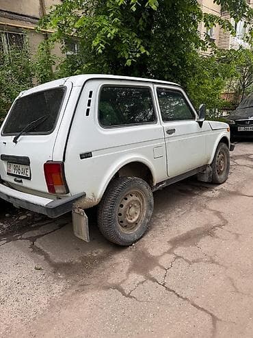 ВАЗ (ЛАДА) 4x4 Нива: 2005 г., Внедорожник
