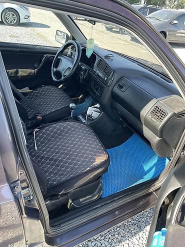 danigo 3: Volkswagen Golf: 1992 г., 1.8 л, Механика, Бензин, Седан — 10